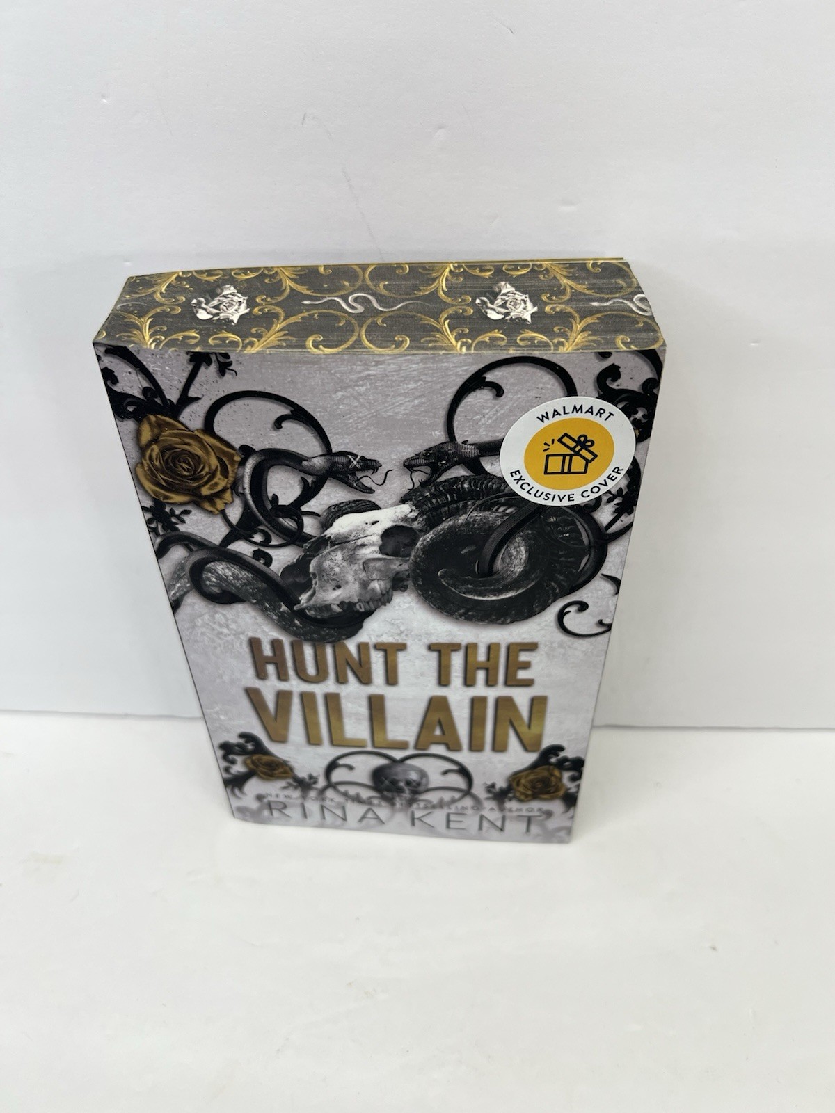 Hunt the Villain (Walmart Exclusive Edition) By Rina Kent Printed Pages