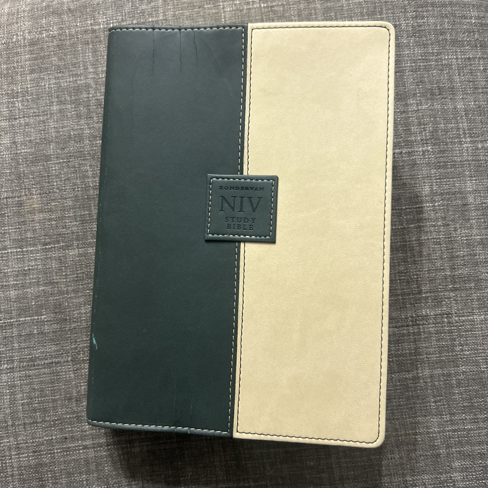 New King James NIV Study Bible Compact Zondervan Green Sand Faux Leather Bound