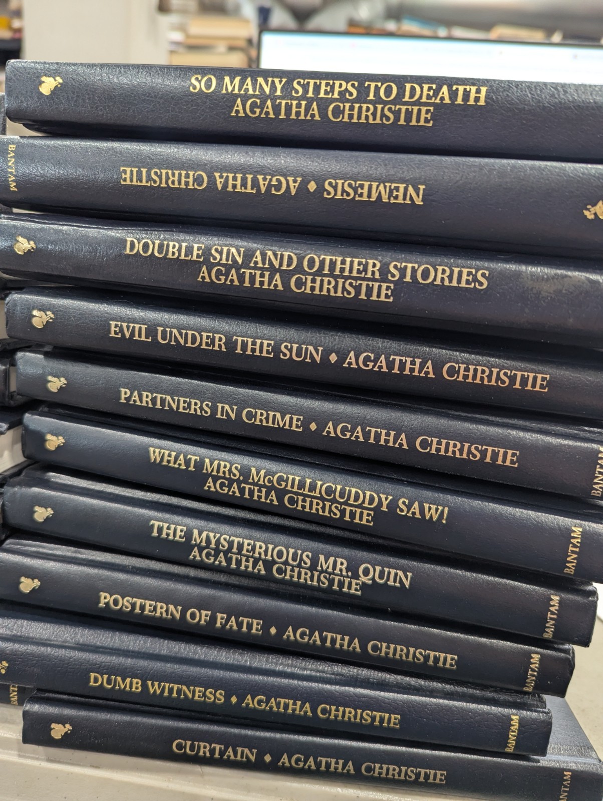 Agatha Christie Leatherette Collection DROP DOWN MENU CHOOSE TITLE